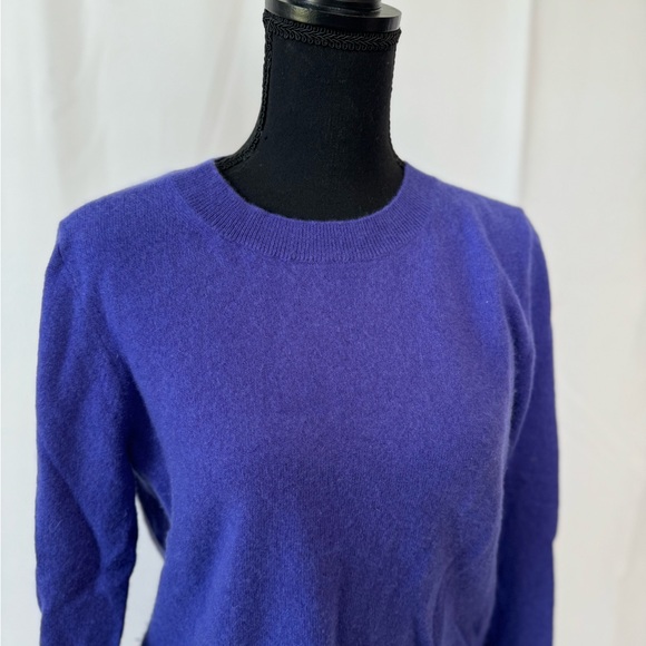 J Crew sweater - Picture 1 of 8